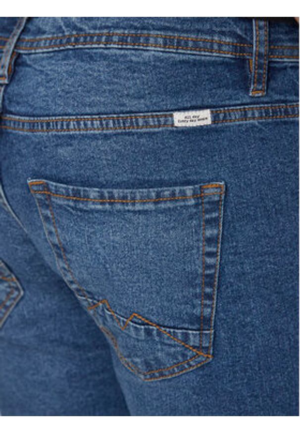Blend Szorty jeansowe 20716686 Niebieski Slim Fit. Kolor: niebieski. Materiał: bawełna