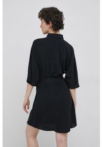 JDY Sukienka kolor czarny mini oversize. Kolor: czarny. Długość rękawa: krótki rękaw. Typ sukienki: oversize. Długość: mini #4