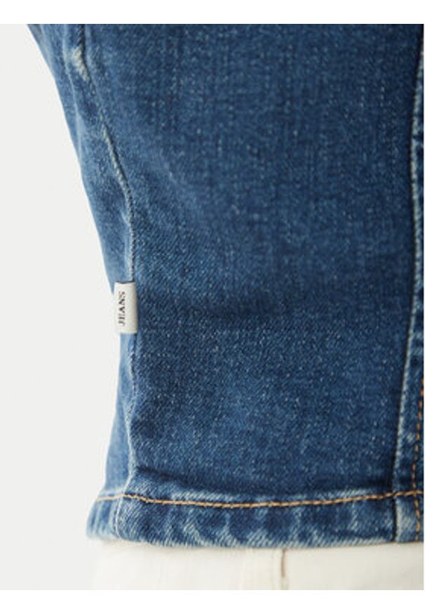 Guess Jeans Kurtka jeansowa W6RN84 D7251 Niebieski Classic Fit. Kolor: niebieski. Materiał: bawełna