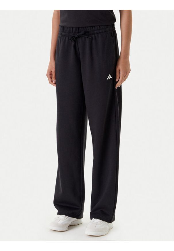 Adidas - adidas Spodnie dresowe Essentials Small Logo Feel Cozy JC5921 Czarny Regular Fit. Kolor: czarny. Materiał: bawełna, syntetyk