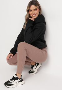 Born2be - Ciemnobeżowe Dresowe Spodnie z Bawełny ze Ściągaczami i Sznurkiem w Pasie Bovis. Kolor: beżowy. Materiał: dresówka, bawełna #4