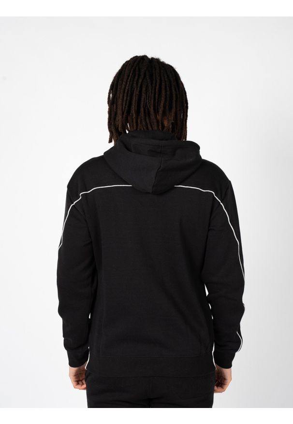 Champion Bluza "Zip-Hoodie" | 217851 | Mężczyzna | Czarny, Biały. Okazja: na co dzień. Kolor: czarny, wielokolorowy, biały. Materiał: poliester, bawełna. Wzór: aplikacja, nadruk. Styl: casual, elegancki