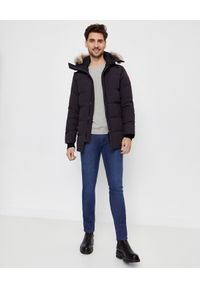 CANADA GOOSE - Czarna Parka Carson. Okazja: na spacer. Kolor: czarny. Materiał: bawełna, poliester, materiał, futro, puch. Wzór: aplikacja. Sezon: zima. Styl: klasyczny #6