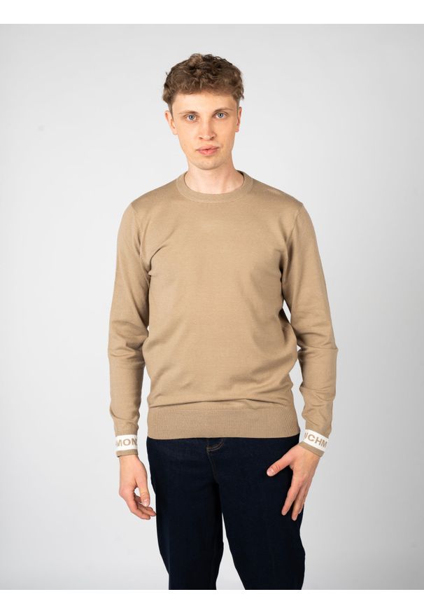John Richmond Sweter | UMA24099MA IR | Mężczyzna | Beżowy. Okazja: na co dzień. Kolor: beżowy. Materiał: wiskoza, poliester. Wzór: aplikacja. Styl: elegancki, casual