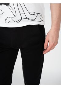 Iceberg Spodnie "Sweatpants" | B0106300 | Mężczyzna | Czarny. Okazja: na co dzień. Kolor: czarny. Materiał: bawełna. Długość: długie. Styl: sportowy, casual, elegancki #3
