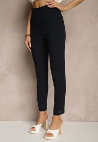 Renee - Granatowe Spodnie z Wiskozą High Waist i Ozdobnymi Napami Redaira. Okazja: na co dzień. Stan: podwyższony. Kolor: niebieski. Materiał: wiskoza. Wzór: aplikacja. Styl: sportowy, elegancki, casual