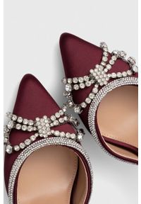 Steve Madden szpilki Vibrantly kolor bordowy SM11002575. Zapięcie: klamry. Kolor: czerwony. Obcas: na szpilce. Wysokość obcasa: średni #2