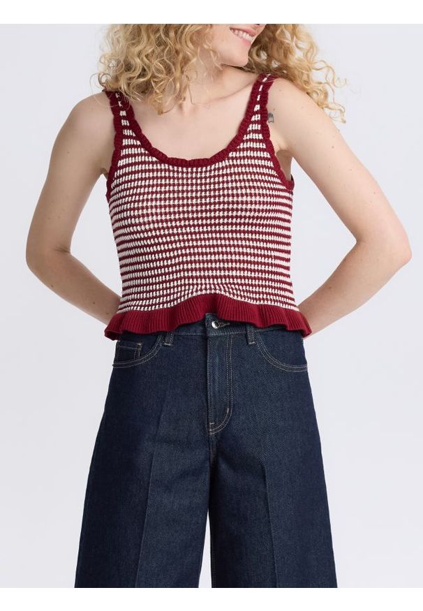 Reserved - Dzianinowy top - bordowy. Kolor: czerwony. Materiał: dzianina