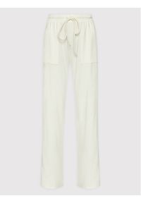 Imperial Spodnie dresowe P3E7CAB Biały Regular Fit. Kolor: biały. Materiał: wiskoza