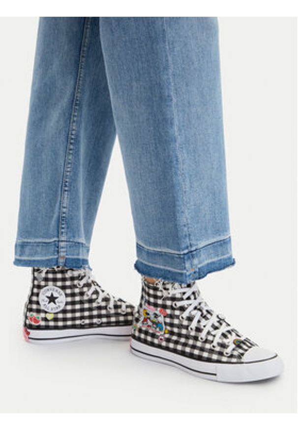 Converse Trampki Chuck Taylor All Star A17697C Czarny. Kolor: czarny. Materiał: materiał