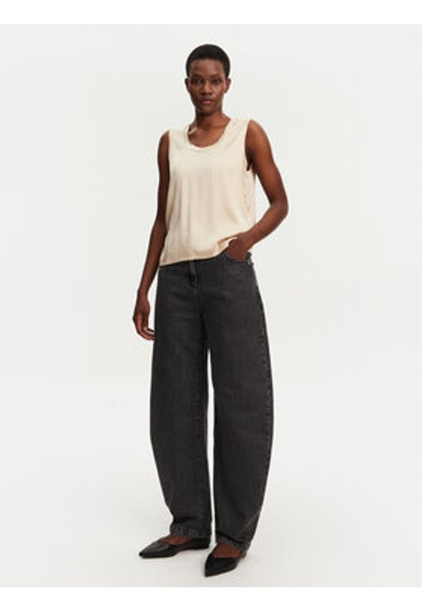 ViCOLO Bluzka TD0006 Beżowy Relaxed Fit. Kolor: beżowy. Materiał: wiskoza