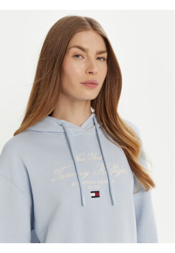 TOMMY HILFIGER - Tommy Hilfiger Bluza Modern Script Graphic WW0WW43842 Błękitny Regular Fit. Kolor: niebieski. Materiał: bawełna