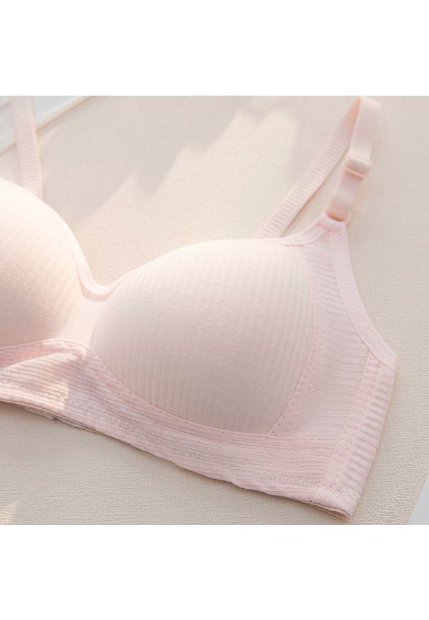 Intica - Biustonosz bezszwowy bez fiszbin codzienny elegancki Sibylle. Kolor: zielony. Materiał: skóra, materiał