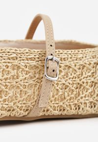 Born2be - Beżowe Plecione Balerinki VICES z Paskiem z Klamerką i Wycięciem V Nemecea. Okazja: na co dzień. Zapięcie: pasek. Kolor: beżowy. Materiał: jeans. Szerokość cholewki: normalna. Wzór: haft. Sezon: lato. Styl: boho, casual, elegancki #9