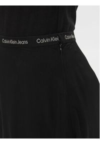 Calvin Klein Jeans Spódnica mini Logo J20J223143 Czarny Regular Fit. Kolor: czarny. Materiał: wiskoza