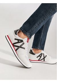 Armani Exchange Sneakersy XUX017 XCC68 K488 Biały. Kolor: biały. Materiał: materiał #6