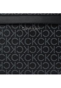 Calvin Klein Torba na laptopa Ck Must Laptop Bag Mono K50K511765 Czarny. Kolor: czarny. Materiał: skóra #4