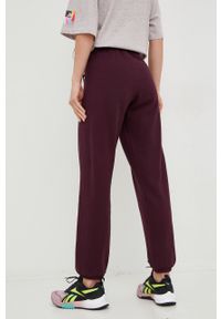 DKNY - Dkny spodnie dresowe damskie kolor fioletowy gładkie. Kolor: fioletowy. Materiał: dresówka. Wzór: gładki #4