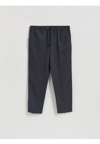 Reserved - Spodnie jogger z dodatkiem lnu - granatowy. Kolor: niebieski. Materiał: len #1