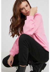 Answear Lab bluza bawełniana damska kolor różowy gładka. Kolor: różowy. Materiał: bawełna. Długość rękawa: długi rękaw. Długość: długie. Wzór: gładki. Styl: wakacyjny
