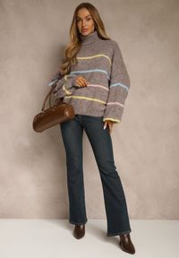 Renee - Beżowy Golf z Wełną w Paski Monallesa. Okazja: na co dzień. Typ kołnierza: golf. Kolor: beżowy. Materiał: wełna. Wzór: paski. Sezon: jesień. Styl: casual #4