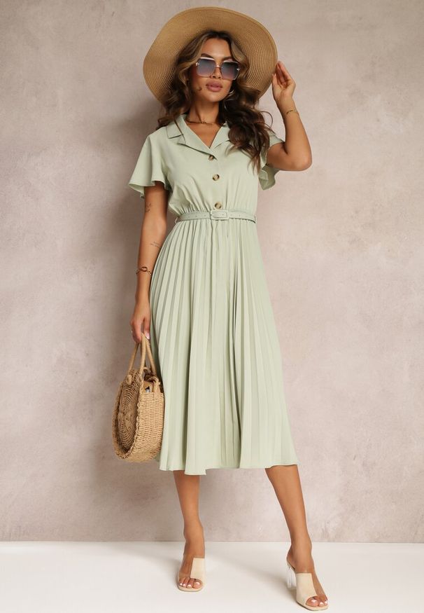 Renee - Zielona Retro Sukienka Midi z Plisowaniem i Paskiem na Klamrę Elinerise. Kolor: zielony. Styl: retro. Długość: midi