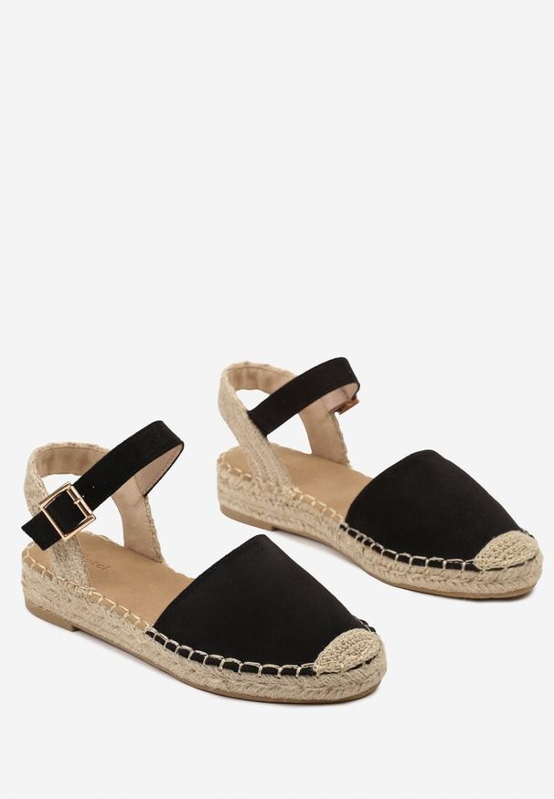 Born2be - Czarne Espadryle na Plecionej Podeszwie Zapinane na Sprzączkę Selenetema. Nosek buta: okrągły. Zapięcie: sprzączka. Kolor: czarny. Materiał: len. Sezon: lato. Styl: klasyczny, elegancki