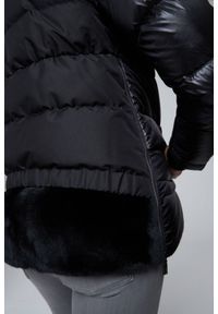 DIEGO M Czarna damska kurtka puchowa z futrem królika, Rozmiar 34 EU - 38 IT. Kolor: czarny. Materiał: futro, puch #4