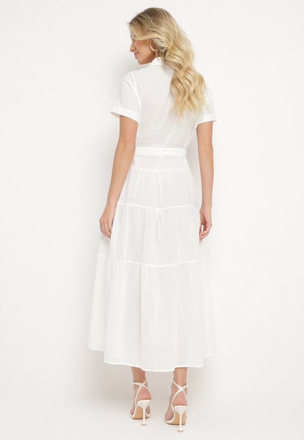 Born2be - Biała Sukienka z Bawełny o Koszulowym Kroju z Wiązaniem w Talii Wosofia. Okazja: do pracy. Kolor: biały. Materiał: bawełna. Typ sukienki: koszulowe. Styl: elegancki