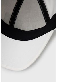 C.P. Company czapka kolor biały z aplikacją. Kolor: biały. Wzór: aplikacja #2