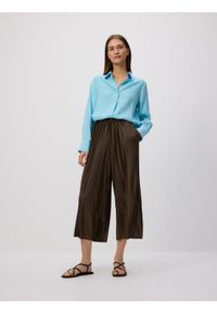 Reserved - Plisowane spodnie culotte - ciemnozielony. Kolor: zielony. Materiał: dzianina