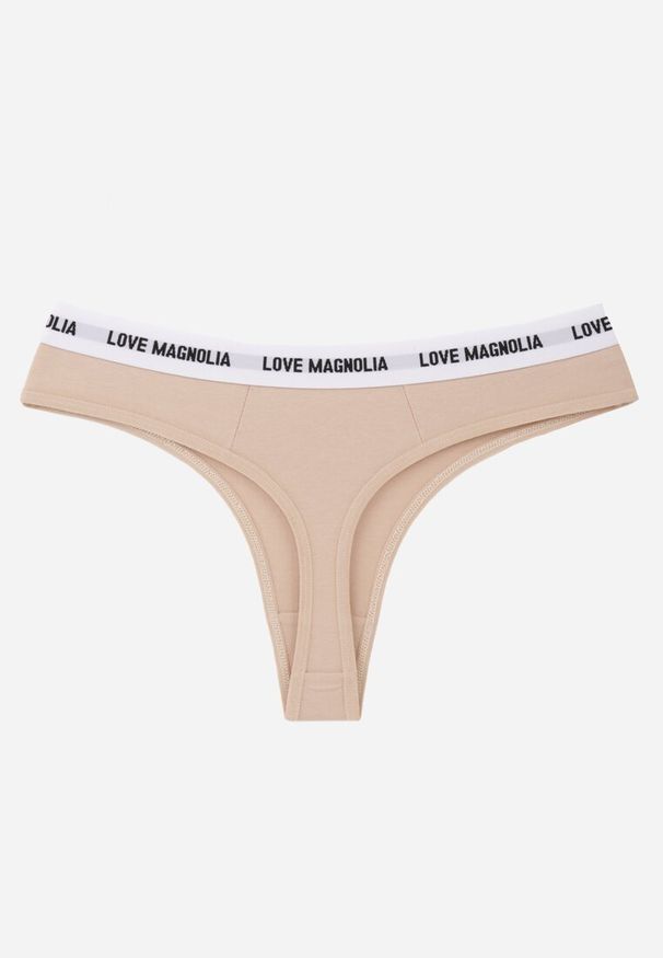 Renee - Beżowe Majtki Stringi z Bawełną Ozdobione Napisami Amero. Kolor: beżowy. Materiał: bawełna. Wzór: napisy, aplikacja