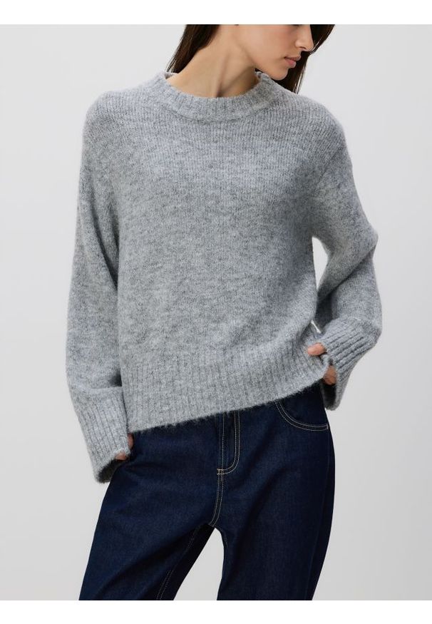 Reserved - Sweter z domieszką wełny - szary. Kolor: szary. Materiał: wełna