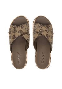 DKNY Klapki K1666574 Brązowy. Kolor: brązowy. Materiał: skóra #2