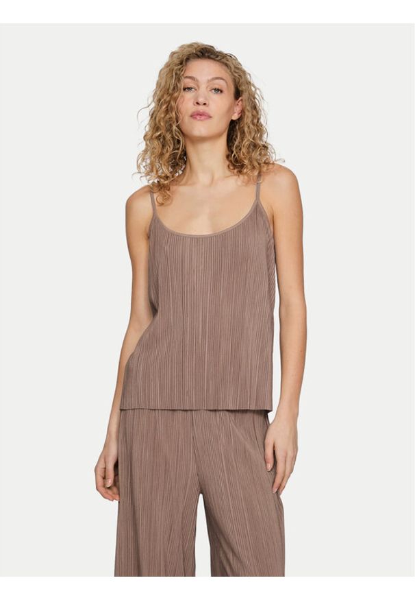 Vila Top Plisa 14096337 Brązowy Relaxed Fit. Kolor: brązowy. Materiał: wiskoza, syntetyk