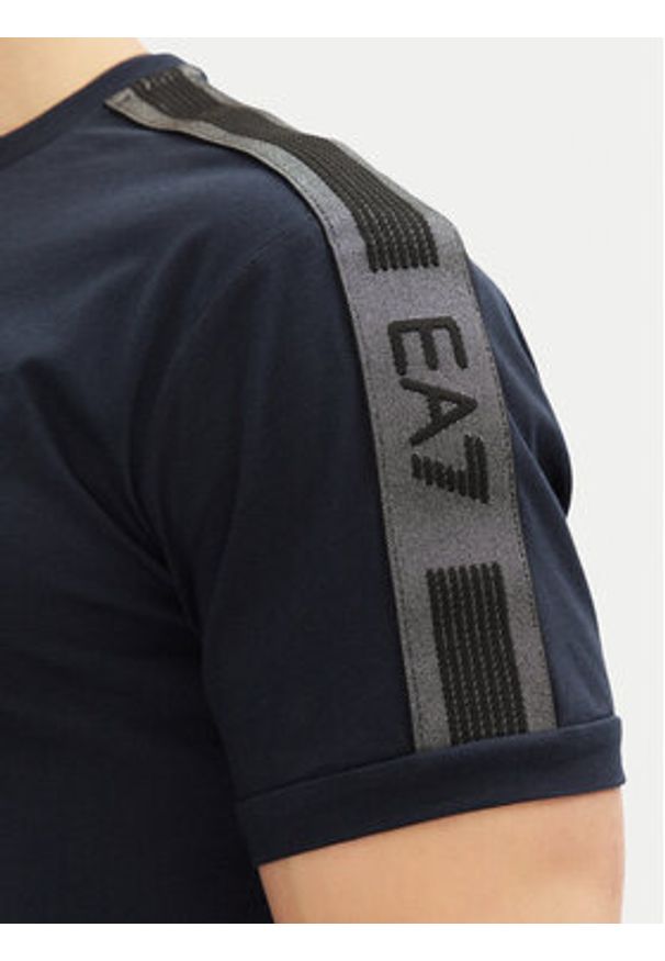 EA7 Emporio Armani T-Shirt 7M000138 AF10375 UB102 Granatowy Regular Fit. Kolor: niebieski. Materiał: bawełna