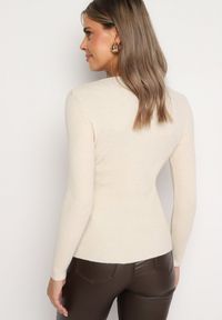 Born2be - Jasnobeżowy Sweter Prążkowany z Trójkątnym Dekoltem Vorila. Okazja: na co dzień. Kolor: beżowy. Materiał: prążkowany. Styl: casual, elegancki #5