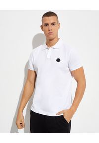 MONCLER - Biały t-shirt polo. Typ kołnierza: polo. Kolor: biały. Materiał: bawełna. Wzór: aplikacja. Styl: klasyczny #1