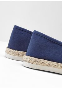 bonprix - Espadryle z efektem rafii. Kolor: niebieski. Sezon: lato. Styl: sportowy #3