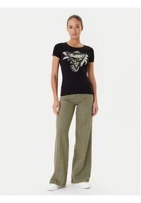 Guess T-Shirt W5YI13 J1314 Czarny Regular Fit. Kolor: czarny. Materiał: bawełna #4