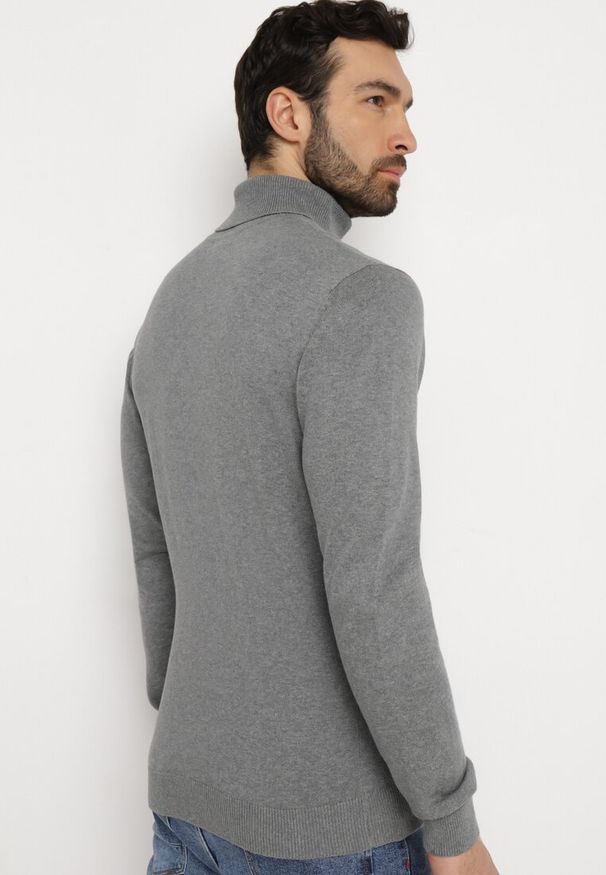 Born2be - Szary Bawełniany Sweter z Golfem Jarelia. Typ kołnierza: golf. Kolor: szary. Materiał: bawełna. Styl: elegancki, klasyczny