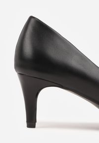 Born2be - Czarne Klasyczne Czółenka na Szpilce ze Skórzaną Wkładką Florinara. Okazja: na co dzień, do pracy. Kolor: czarny. Materiał: skóra. Obcas: na szpilce. Styl: klasyczny. Wysokość obcasa: średni #2