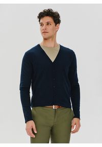 PAKO LORENTE – Granatowy kardigan męski P24SF-2X-004-G-0 - Pako Lorente. Kolor: niebieski. Materiał: dzianina. Styl: klasyczny