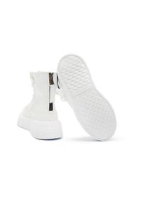 Inuikii - Sneakersy damskie INUIKII LEATHER MATILDA. Okazja: na co dzień, do pracy, na spacer. Kolor: biały. Sport: turystyka piesza #4