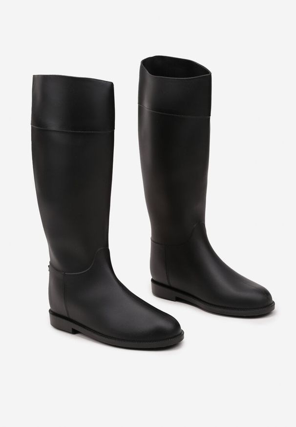 Renee - Czarne Stylowe Kalosze w Stylu Oficerek Nelreia. Okazja: na co dzień. Kolor: czarny. Materiał: jeans. Obcas: na płaskiej podeszwie. Styl: elegancki