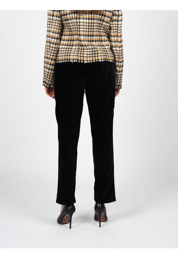 Liu Jo Spodnie | TF2128 J6259 | Kobieta | Czarny. Okazja: na co dzień. Stan: podwyższony. Kolor: czarny. Materiał: poliester, elastan. Styl: elegancki, casual