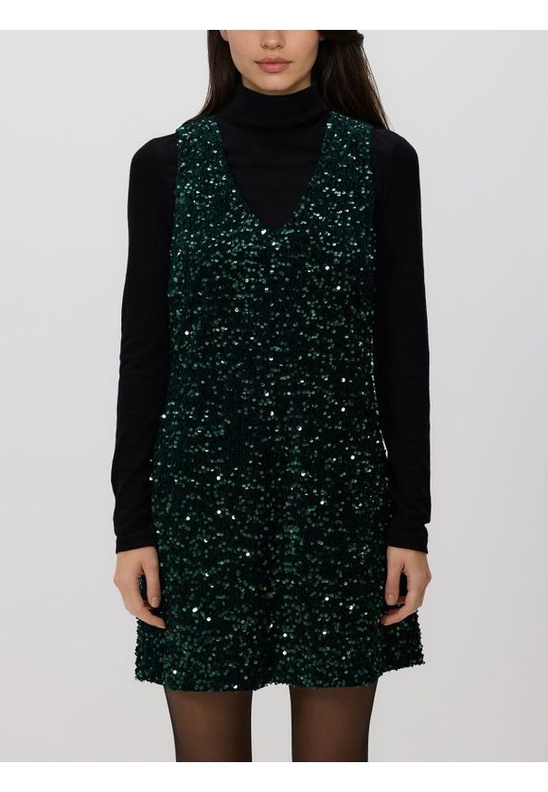 Reserved - Cekinowa sukienka mini - ciemnozielony. Kolor: zielony. Materiał: dzianina. Typ sukienki: proste. Długość: mini