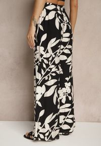 Renee - Czarne Szerokie Spodnie z Wiskozy High Waist w Kwiatowy Wzór Elaneora. Okazja: na co dzień. Stan: podwyższony. Kolor: czarny. Materiał: wiskoza. Wzór: kwiaty. Styl: elegancki, casual #2
