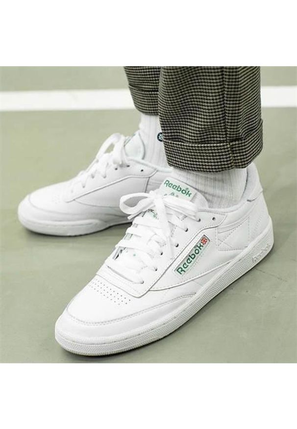 Buty do chodzenia damskie Reebok Club C 85 Archive. Zapięcie: sznurówki. Kolor: biały. Materiał: skóra, materiał. Szerokość cholewki: normalna. Model: Reebok Club. Sport: turystyka piesza