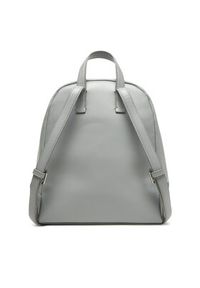 Calvin Klein Plecak Embossed Calvin Round Backpack K60K613185 Szary. Kolor: szary. Materiał: skóra